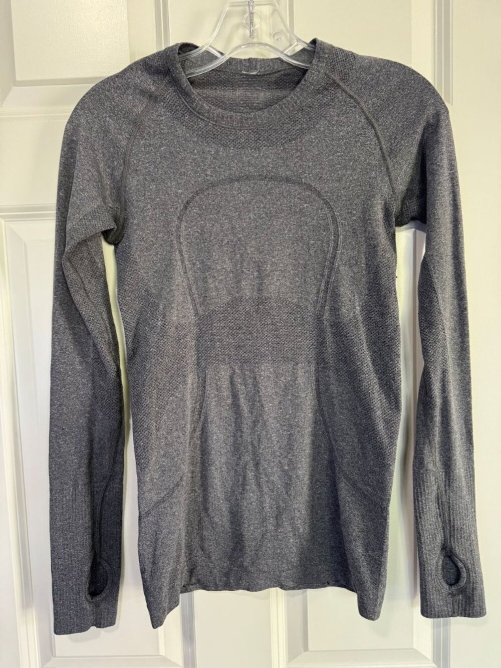 Lululemon Athletica Swiftly Tech Long Sleeve Shirt Gray Athleisure Womens 2 or 4